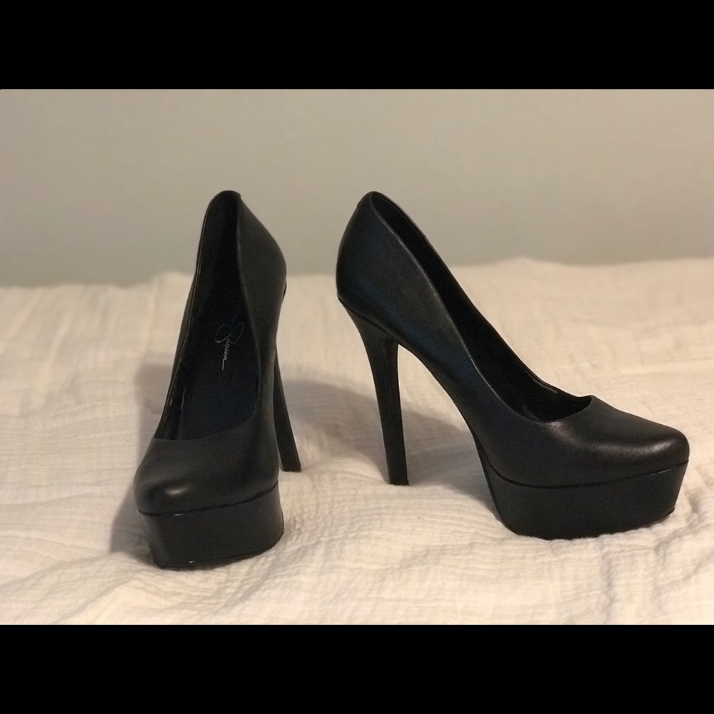 Black Leather Jessica Simpson 5in platform heel.